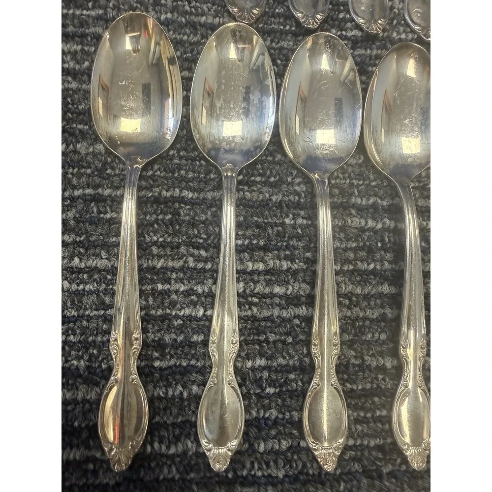 30 Pcs Vintage Wm Rogers Precious Mirror Flatware Silver Plate Forks Spoons